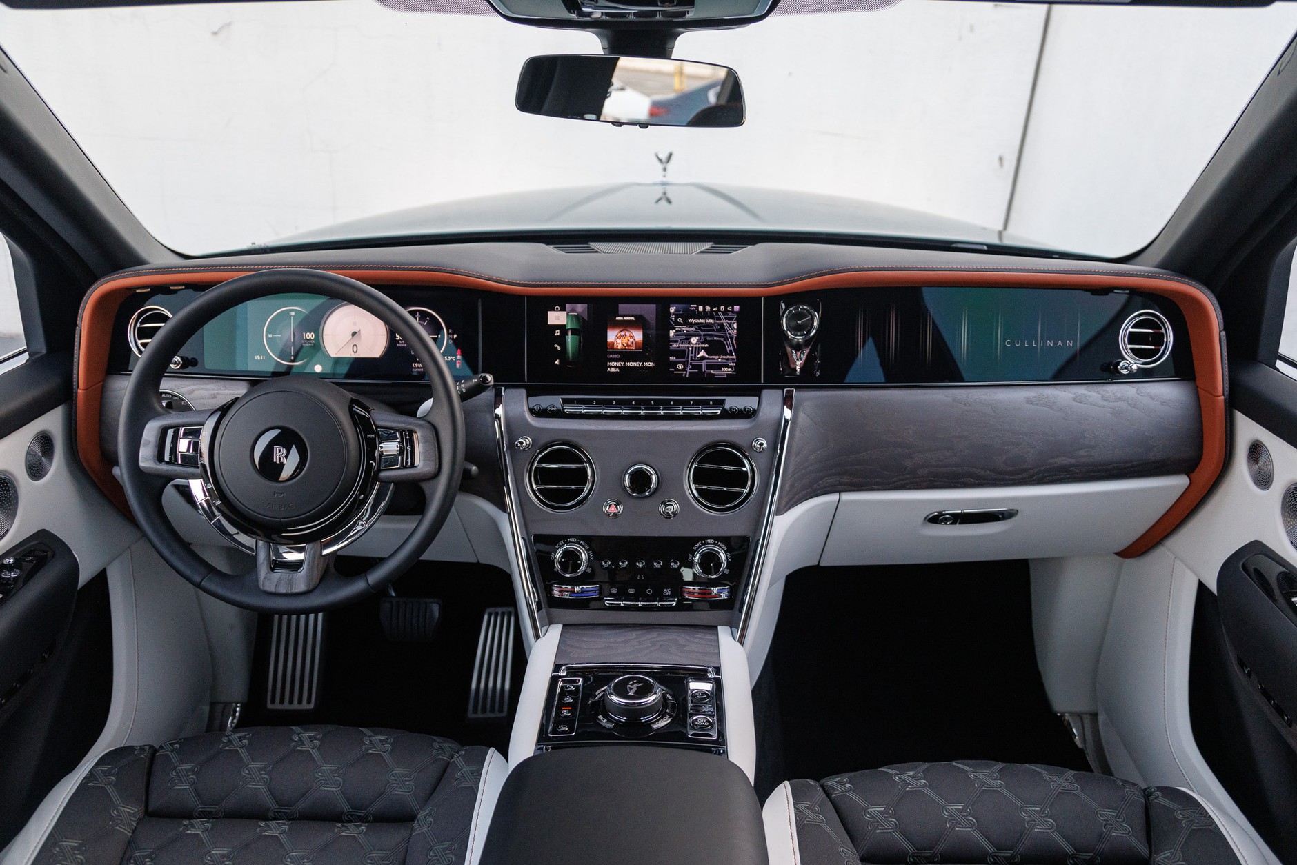 Rolls-Royce Cullinan Series II