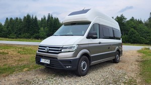 Czy fabryczny kamper jest lepszy od rzemieślniczej zabudowy? Sprawdziłem Volkswagena Grand Californię