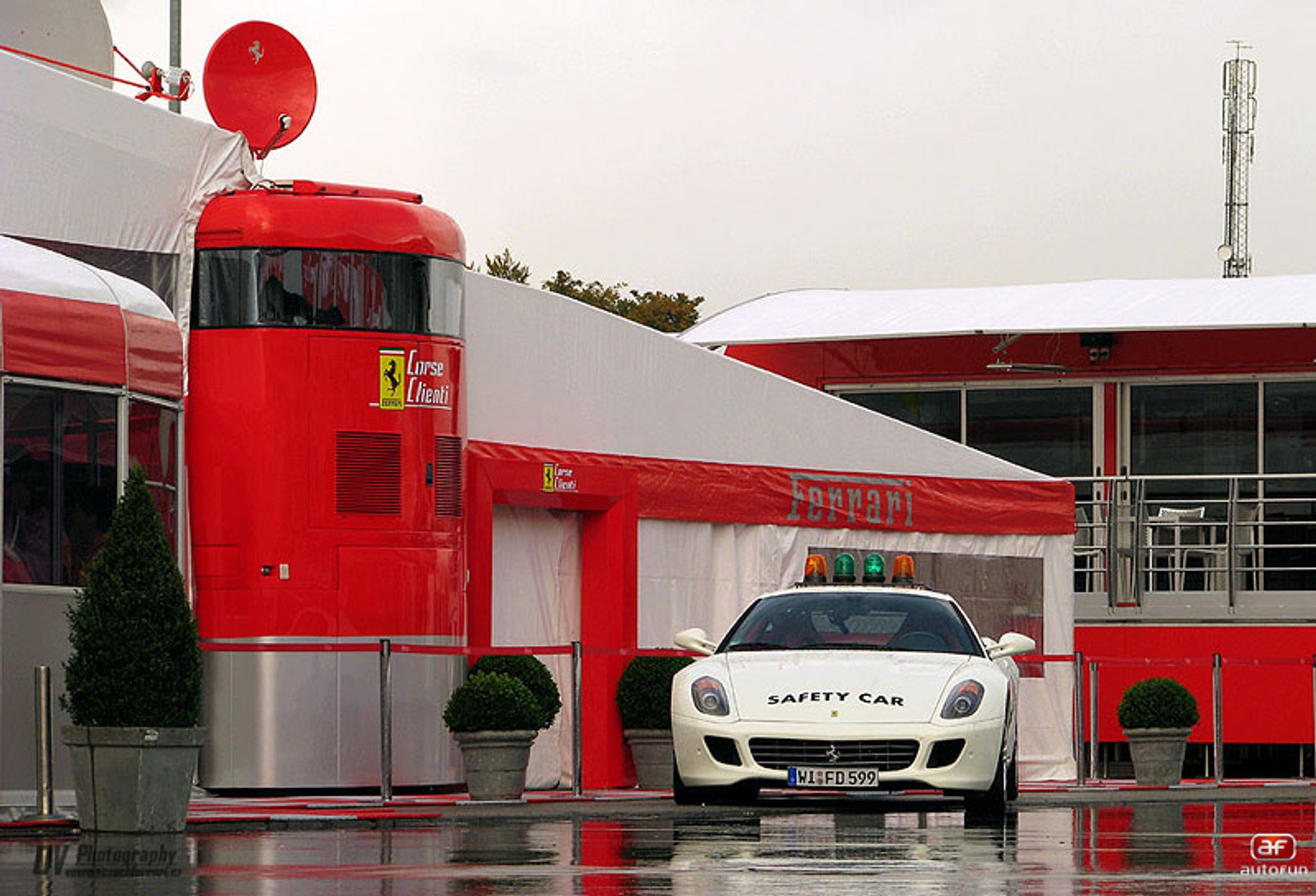 Ferrari Racing Days 2009: spotkanie w Brnie (4-6.09)