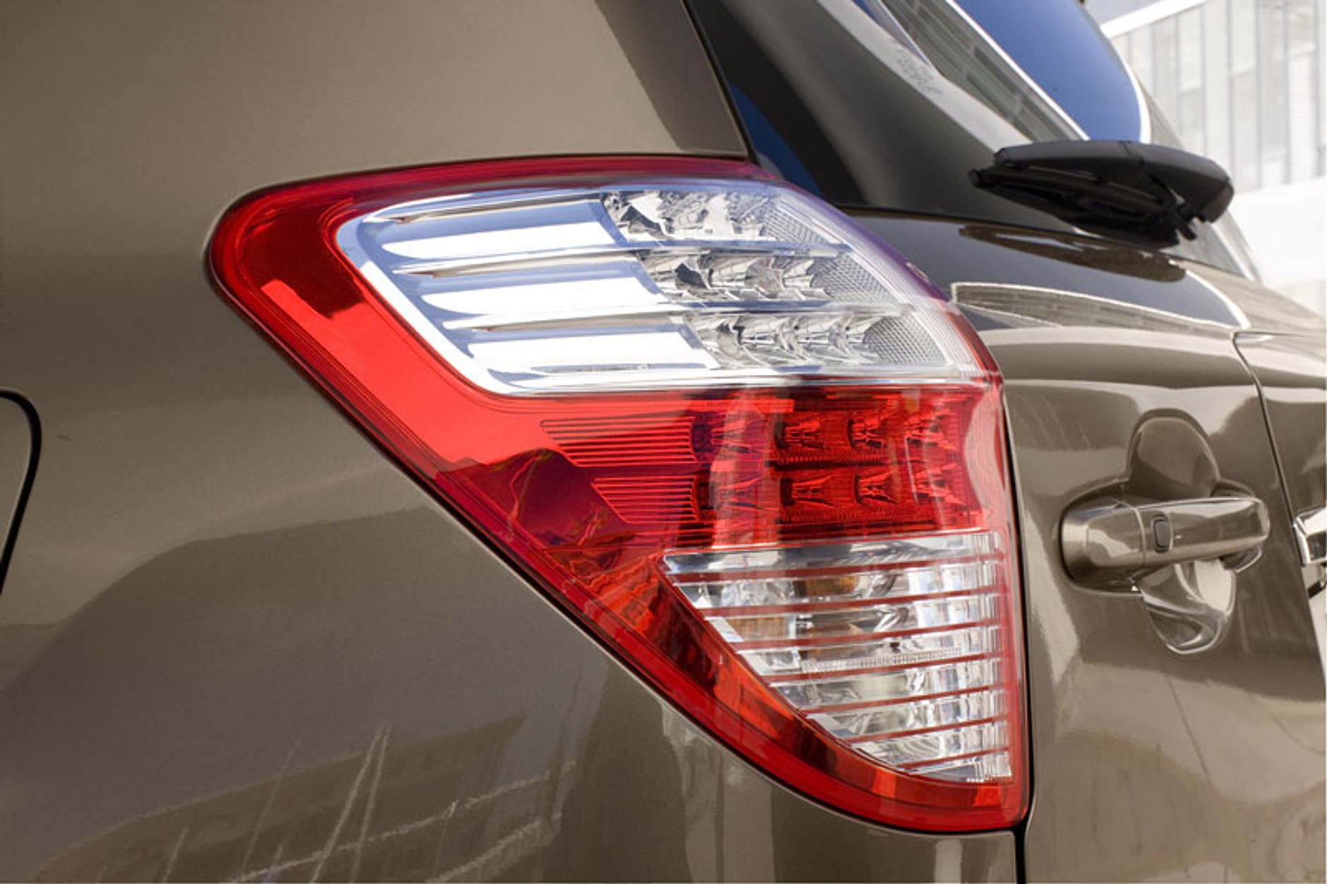 Bolonia 2008: Toyota RAV4 po faceliftingu