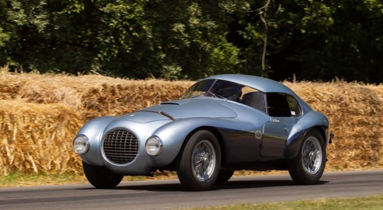 To najdziwniejsze Ferrari w historii. Przezwano je "jajko". Na jego widok Enzo ponoć pobladł i zaniemówił