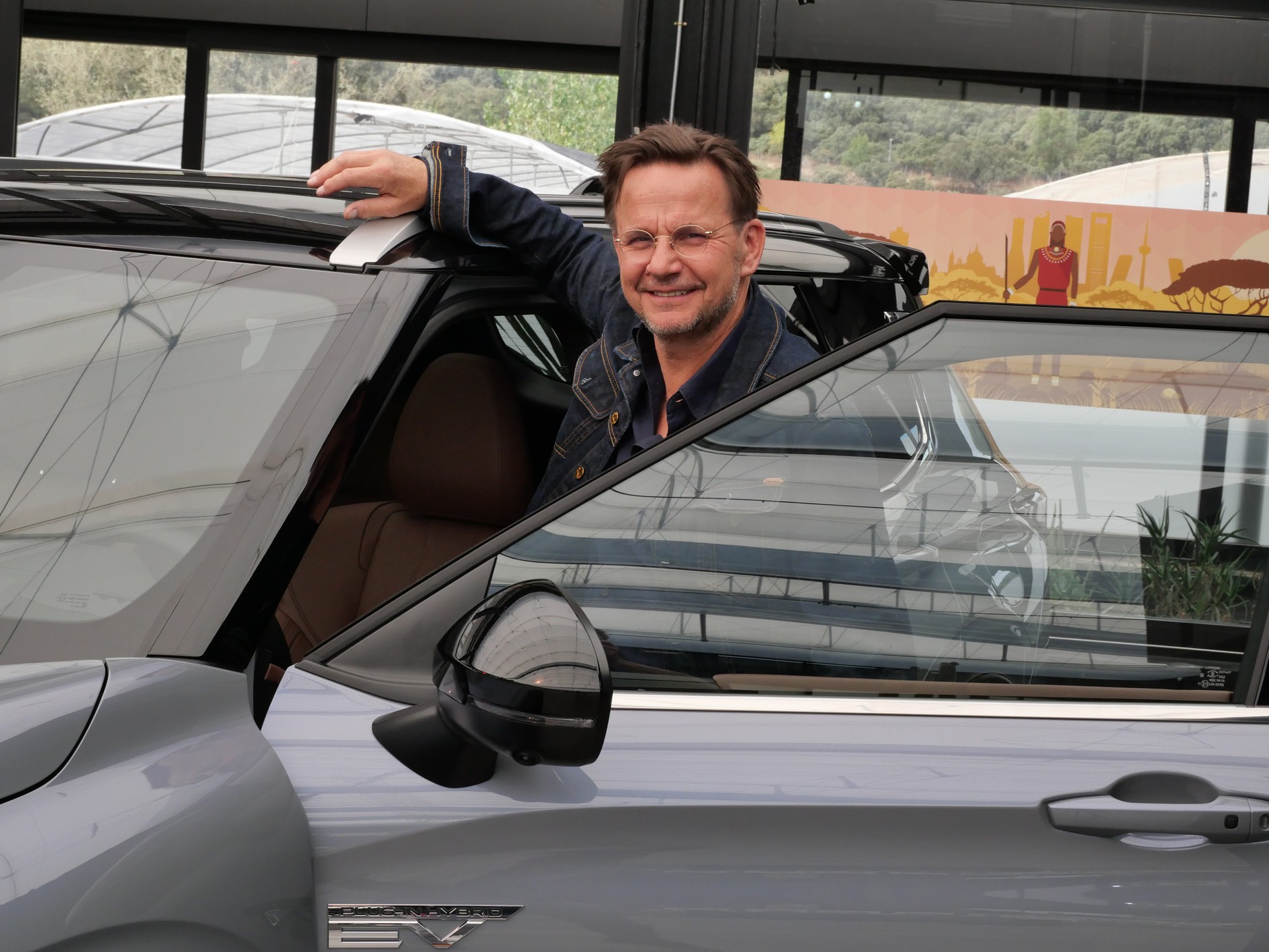 Mitsubishi Outlander PHEV i Bartłomiej Topa – ambasador marki