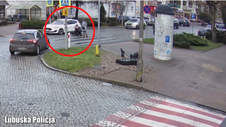Kierująca samochodem osobowym omal nie potrąciła pieszej z wózkiem w Strzelcach Krajeńskich