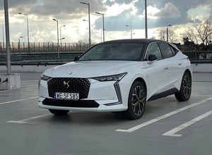 DS4 - ten samochód potrafi zaskoczyć