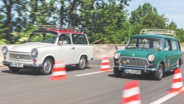 Trabant 601 Universal kontra Mini Traveller - dwusuw z NRD czy Mini-maluch?