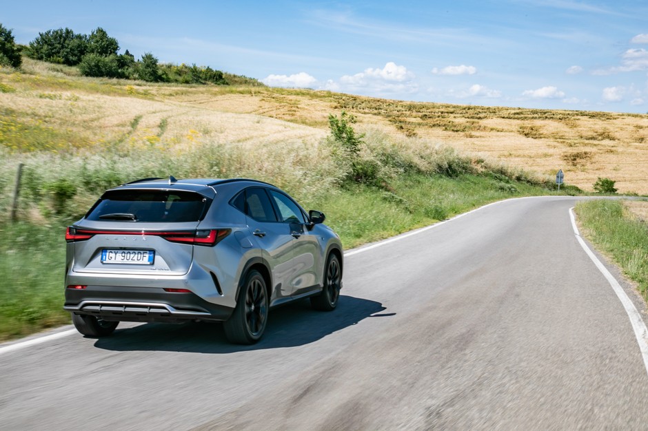 Lexus NX