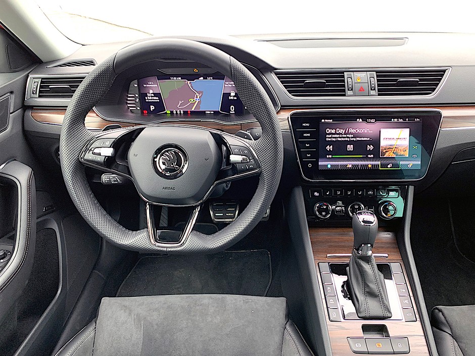 Skoda Superb Sout