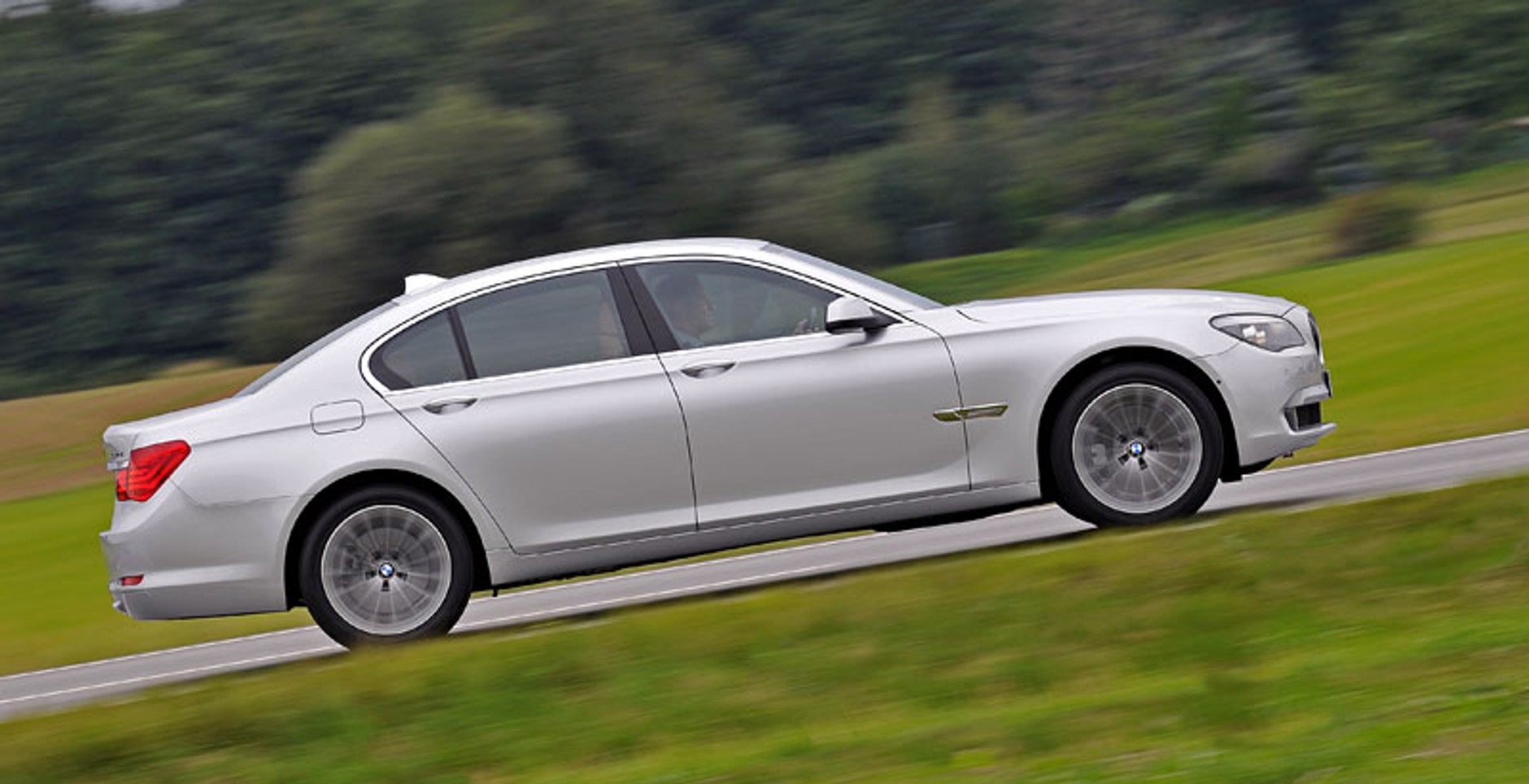 BMW 750iL i BMW 730d – pierwsze wrażenia z jazdy