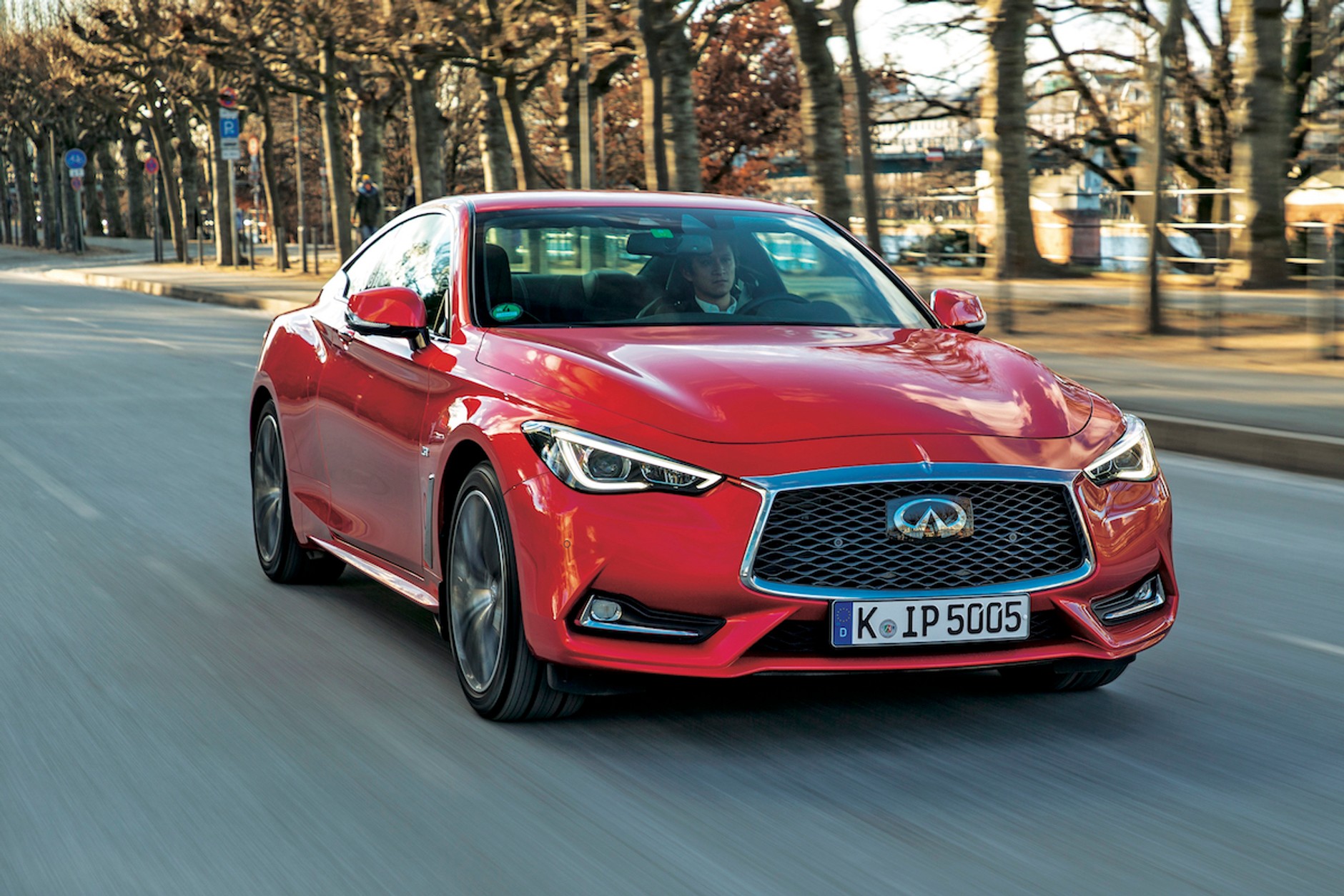 Infiniti Q60 S