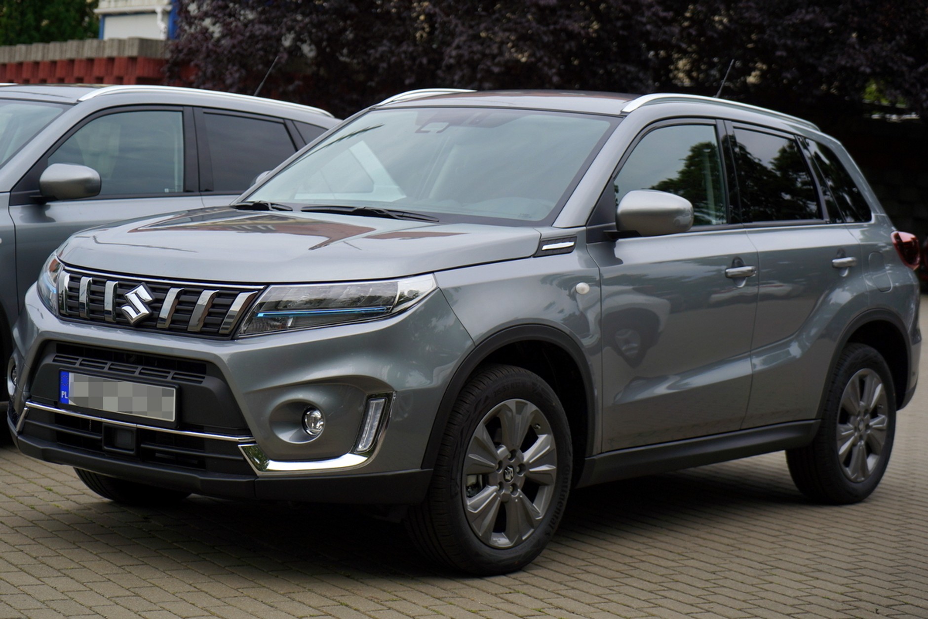 Nowe nieoznakowane radiowozy kujawsko-pomorskiej policji