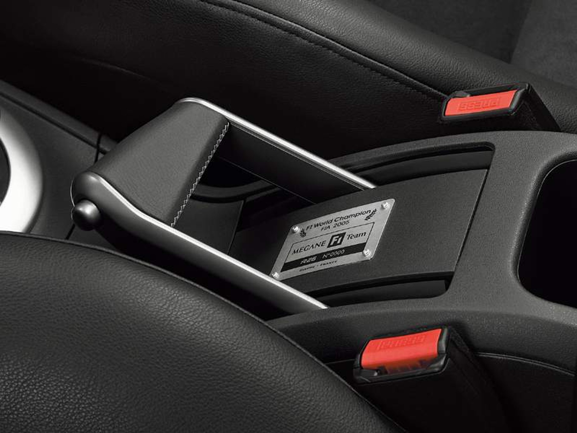 Renault: Megane F1 Team R26 dla uczczenia tytułu mistrza