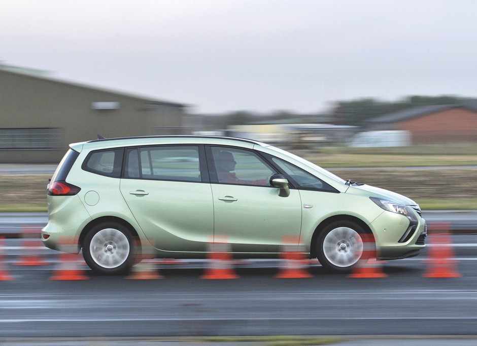 Opel Zafira kontra Ford Grand C-Max i VW Touran: czy Opel może być liderem?
