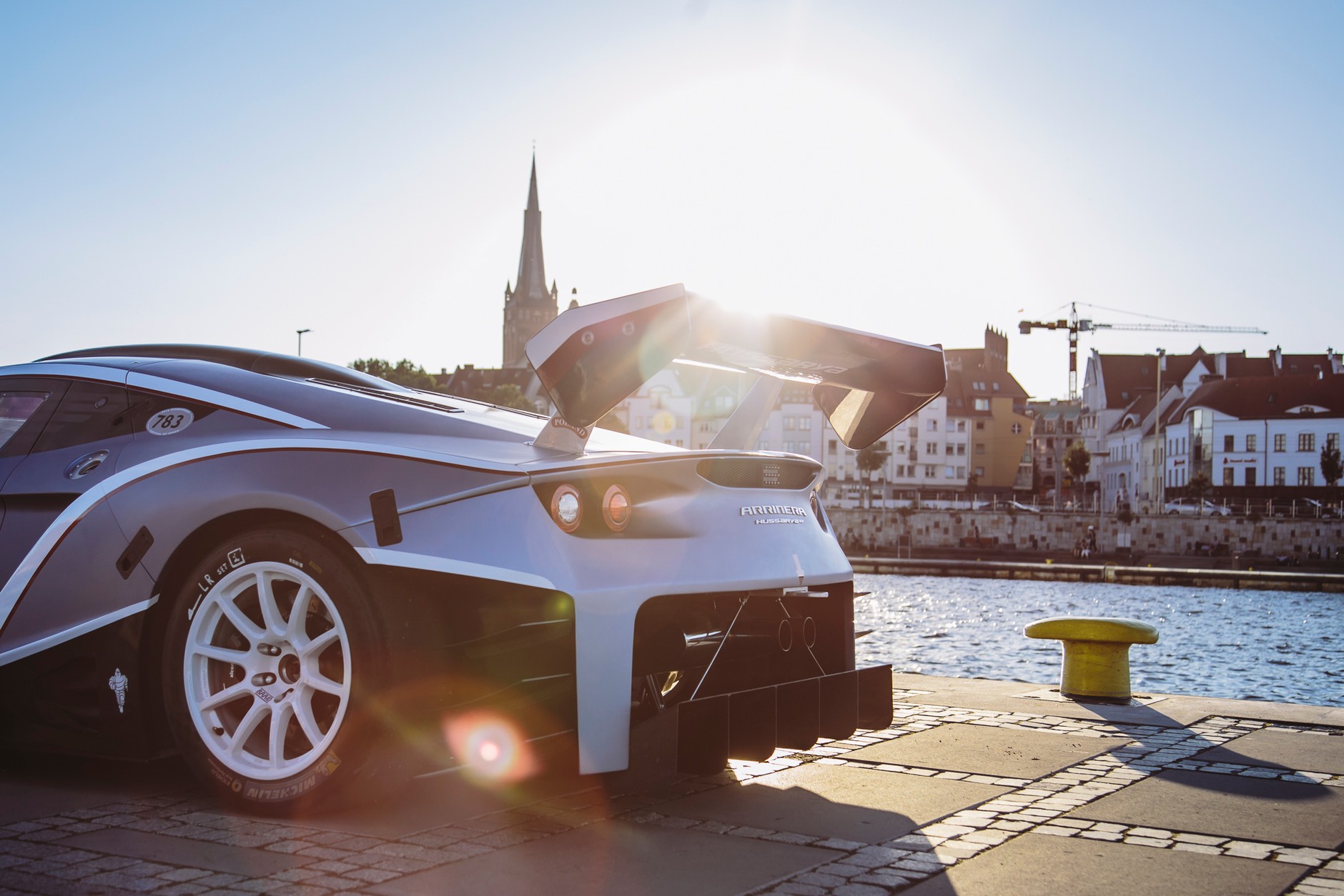 Arrinera Hussarya GT