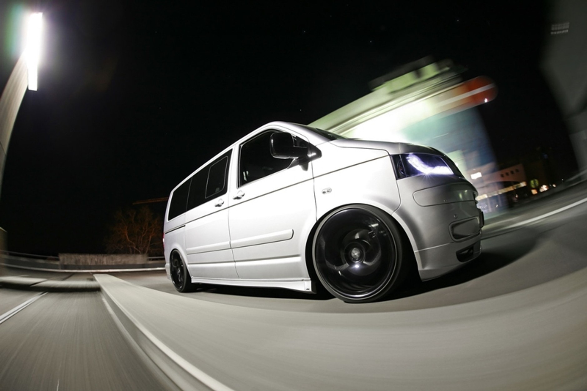 Volkswagen Transporter MR Car Design