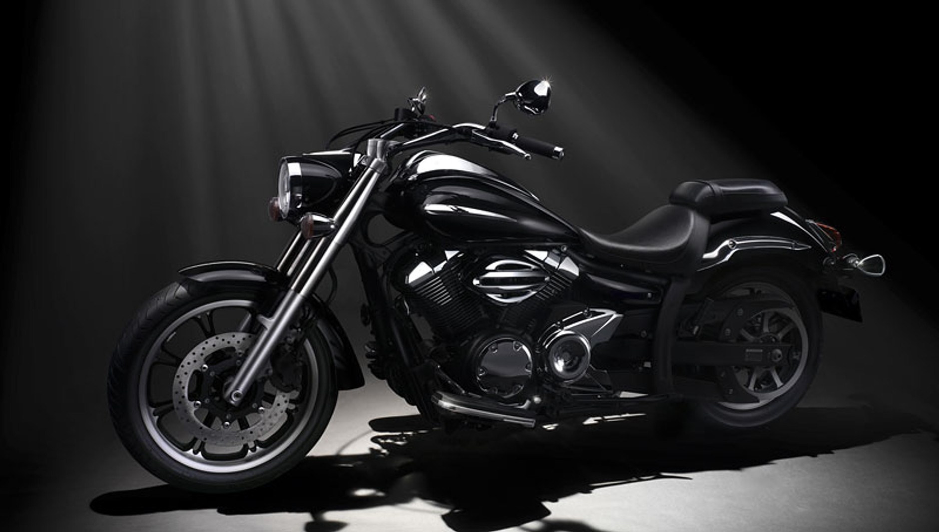 Yamaha XJ6 Diversion i XVS 950A Midnight Star - nowości na rok 2009