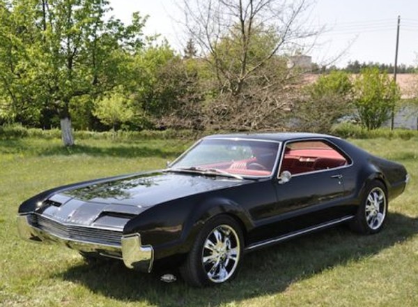 Oldsmobile Toronado: olbrzym z przednim napędem