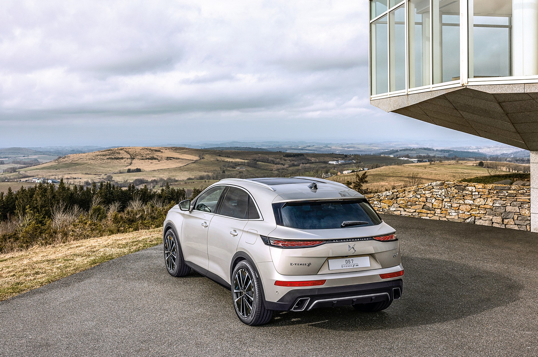 DS 7 po face liftingu (2022)