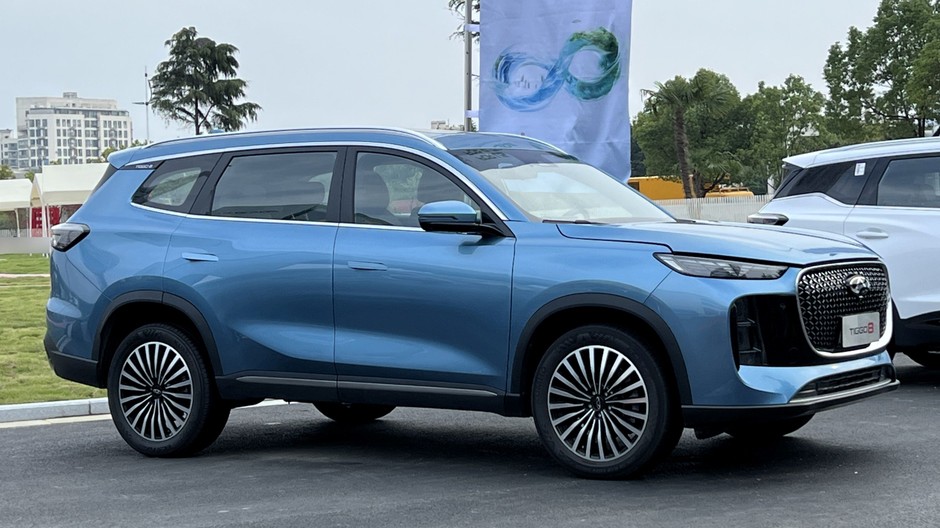 Chery Tiggo 8