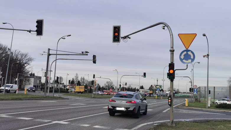 Skrzyżowanie w Jabłonnie: to łatwo stracić prawo jazdy