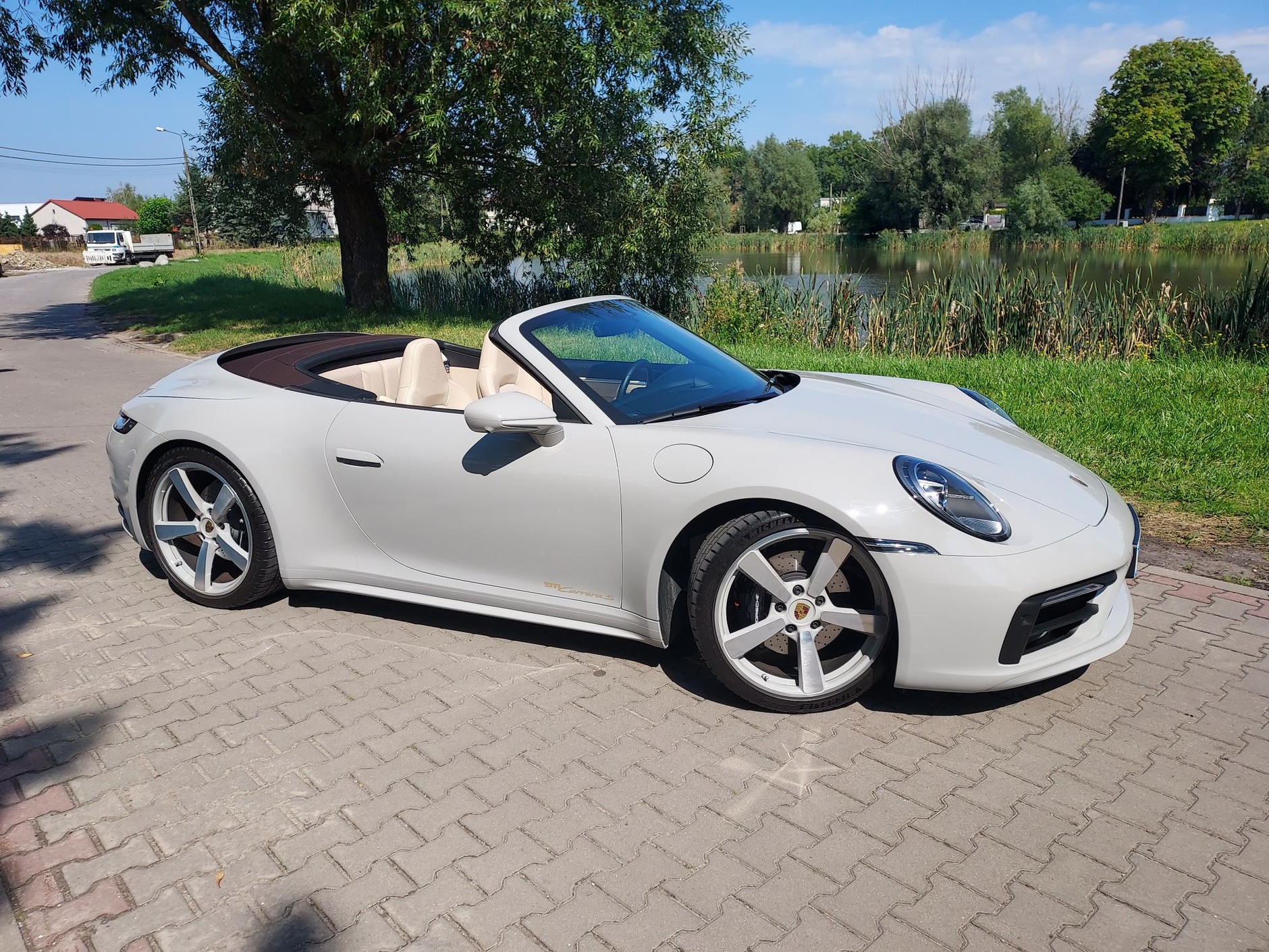 Porsche 911 Carrera S Cabriolet
