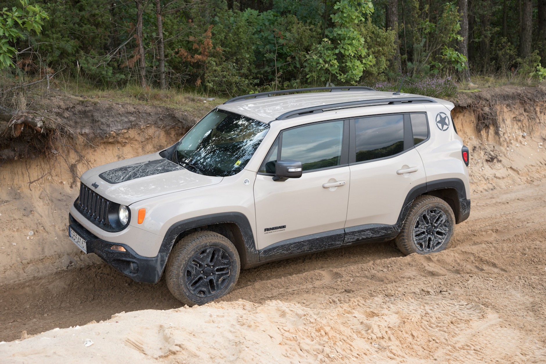 Jeep Renegade 2.0 MJD Trailhawk