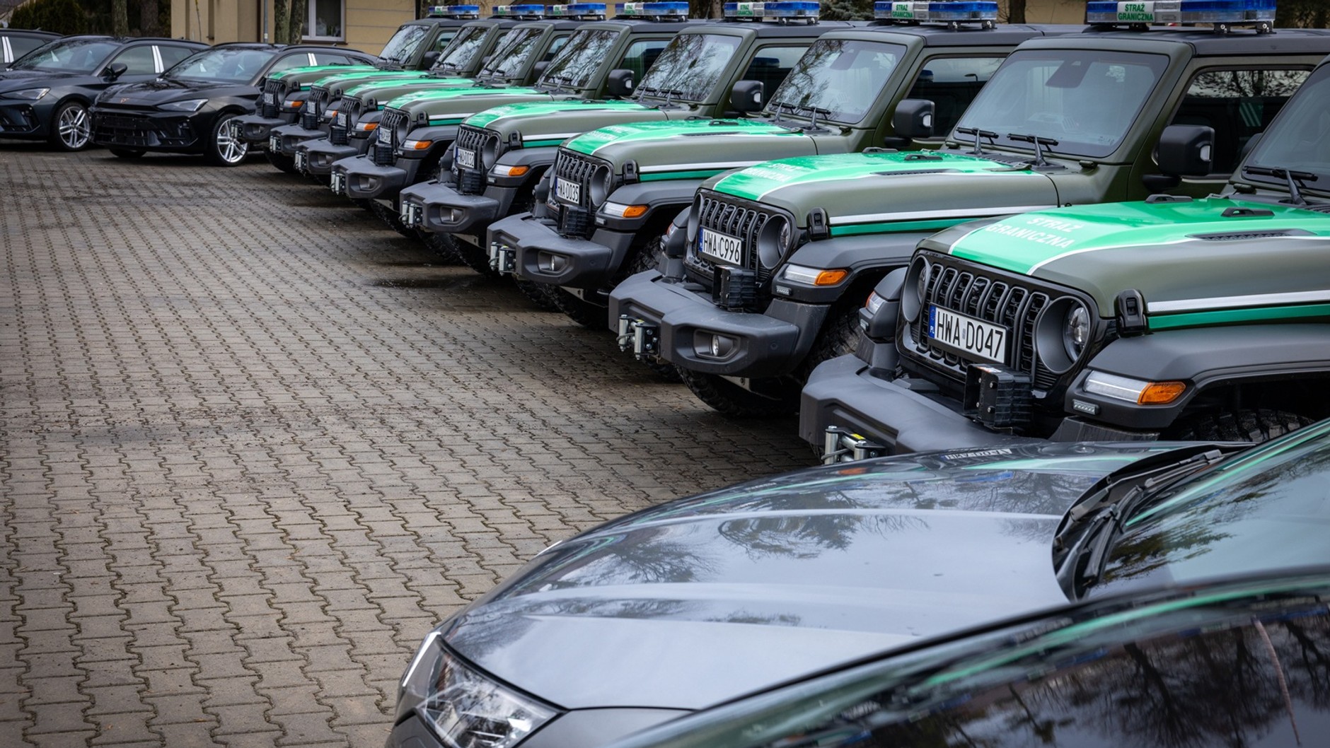 Nowe samochody Straży Granicznej