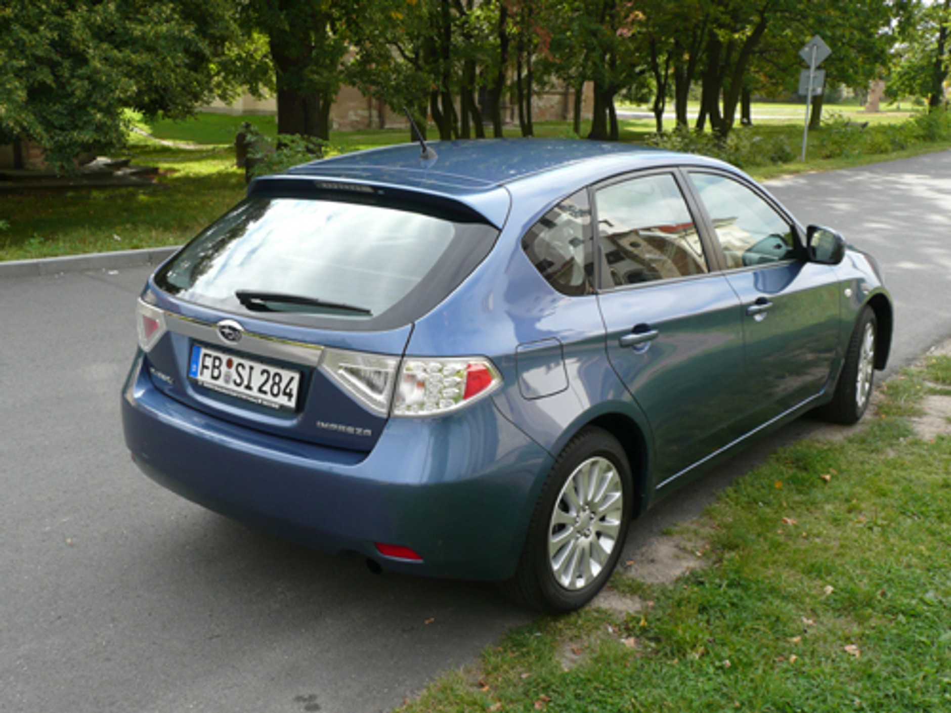 Subaru Impreza 2.0 R Comfort - Koniec z sedanem