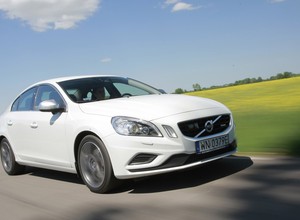 Test Volvo S60 D5 R-Design: dla miłośników mocnych diesli