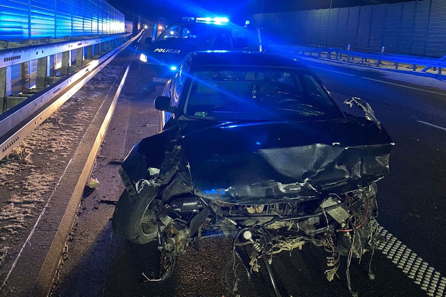 18-latek pod wpływem alkoholu i narkotyków spowodował kolizję na trasie S5