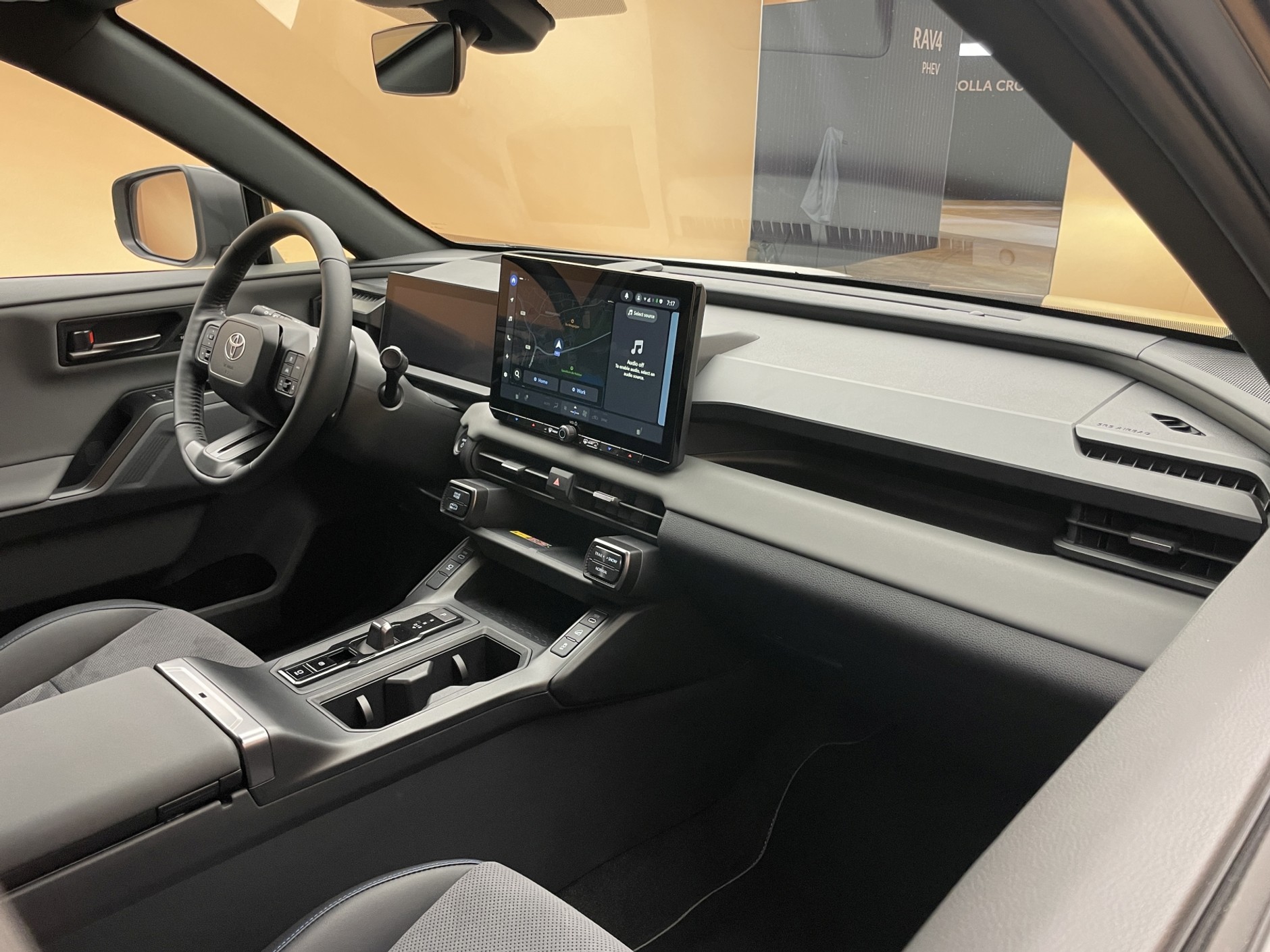 Nowa Toyota RAV4 (2025)