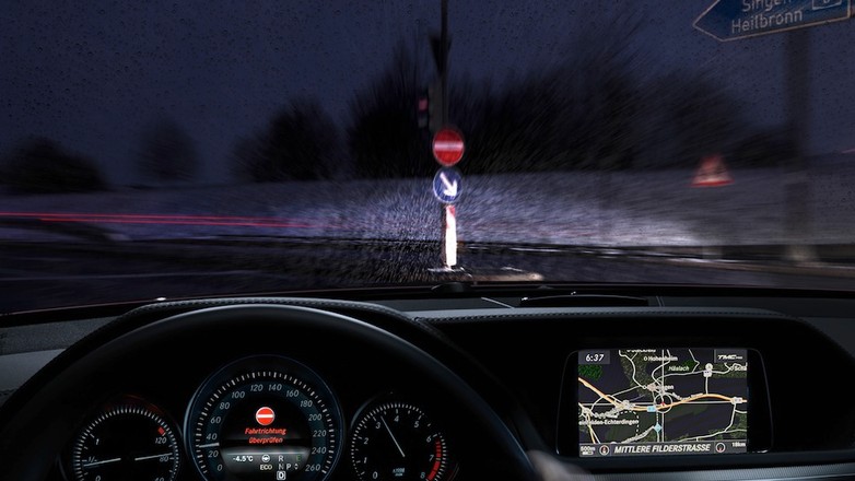 Mercedesem nie pojedziesz pod prąd