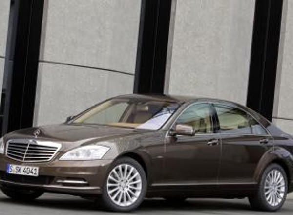 Kto kupuje najwięcej luksusowych Mercedesów?