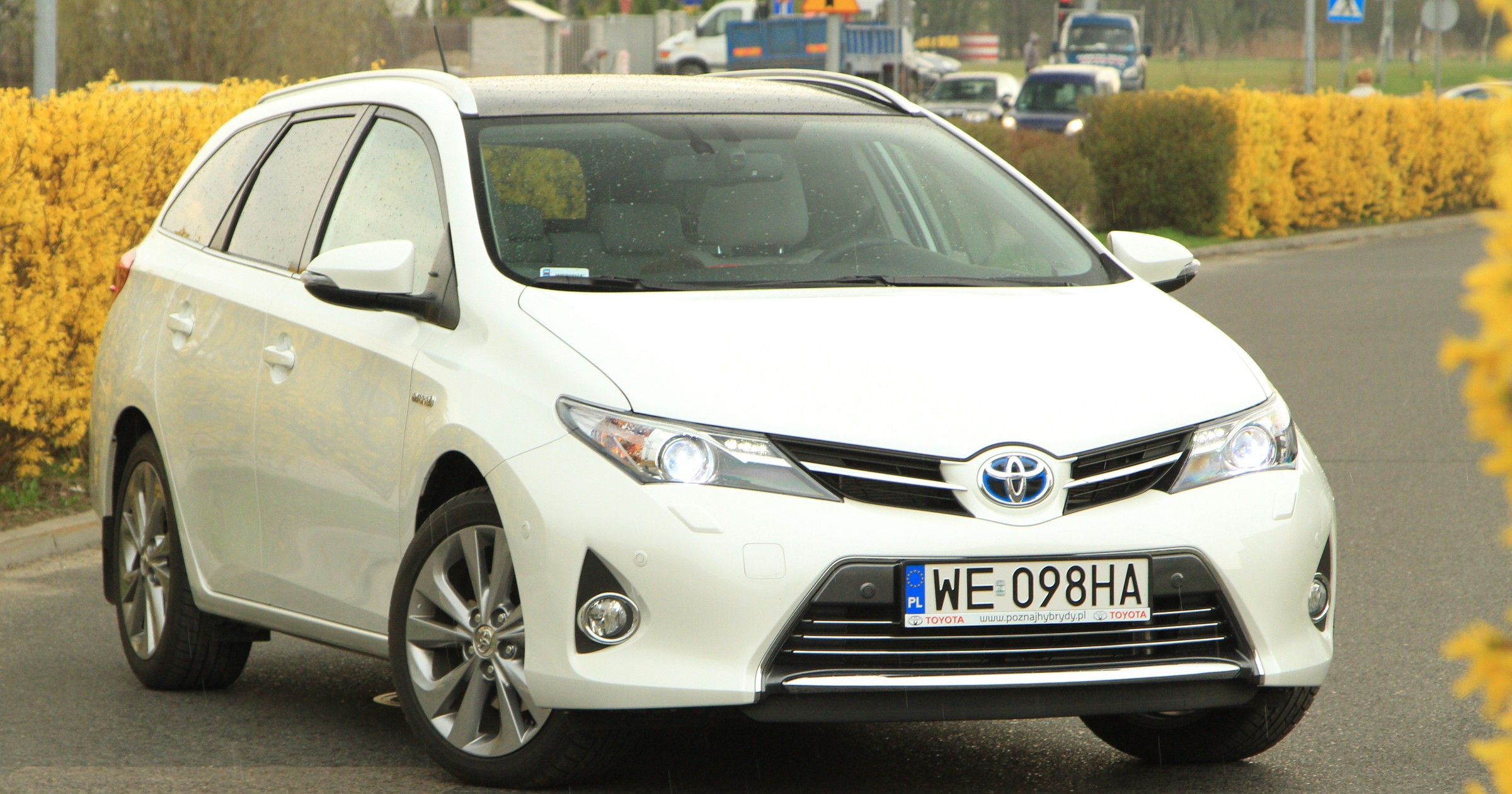 Toyota Auris Hybrid
