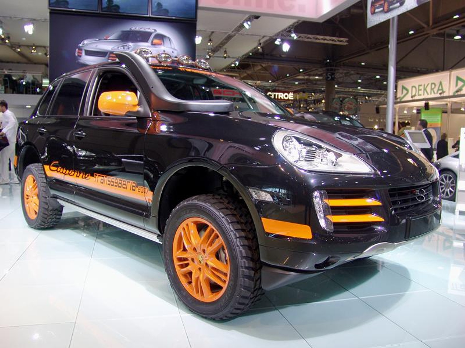 Transsyberia 2007: Na starcie 28 egz. Porsche Cayenne