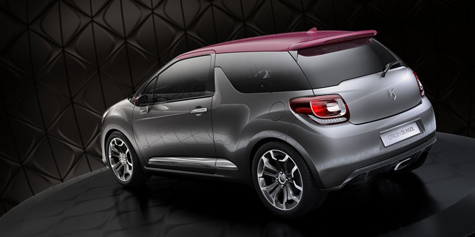 Citroën uruchomił DS Inside w jezyku polskim