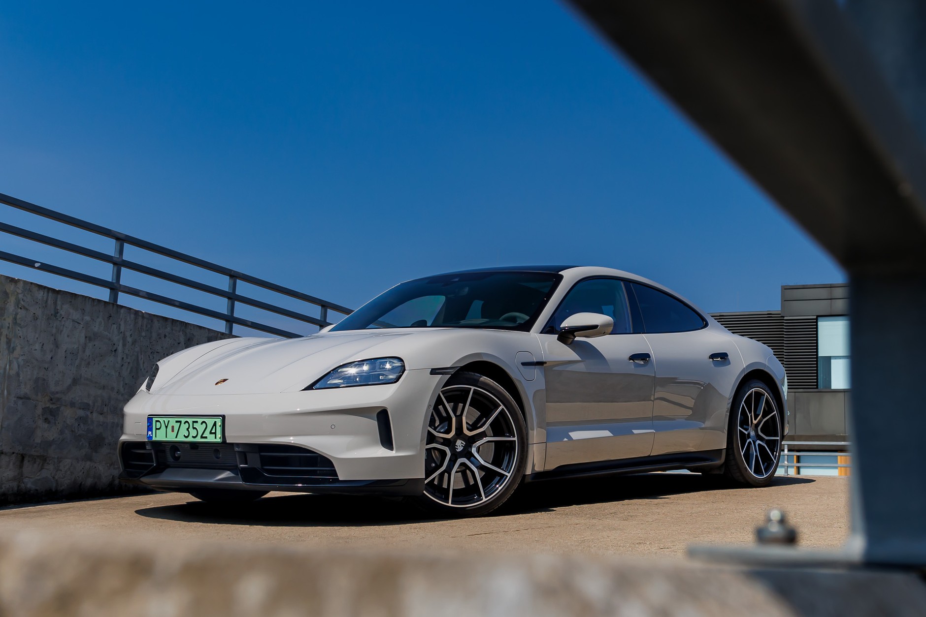 2024 Porsche Taycan 4S