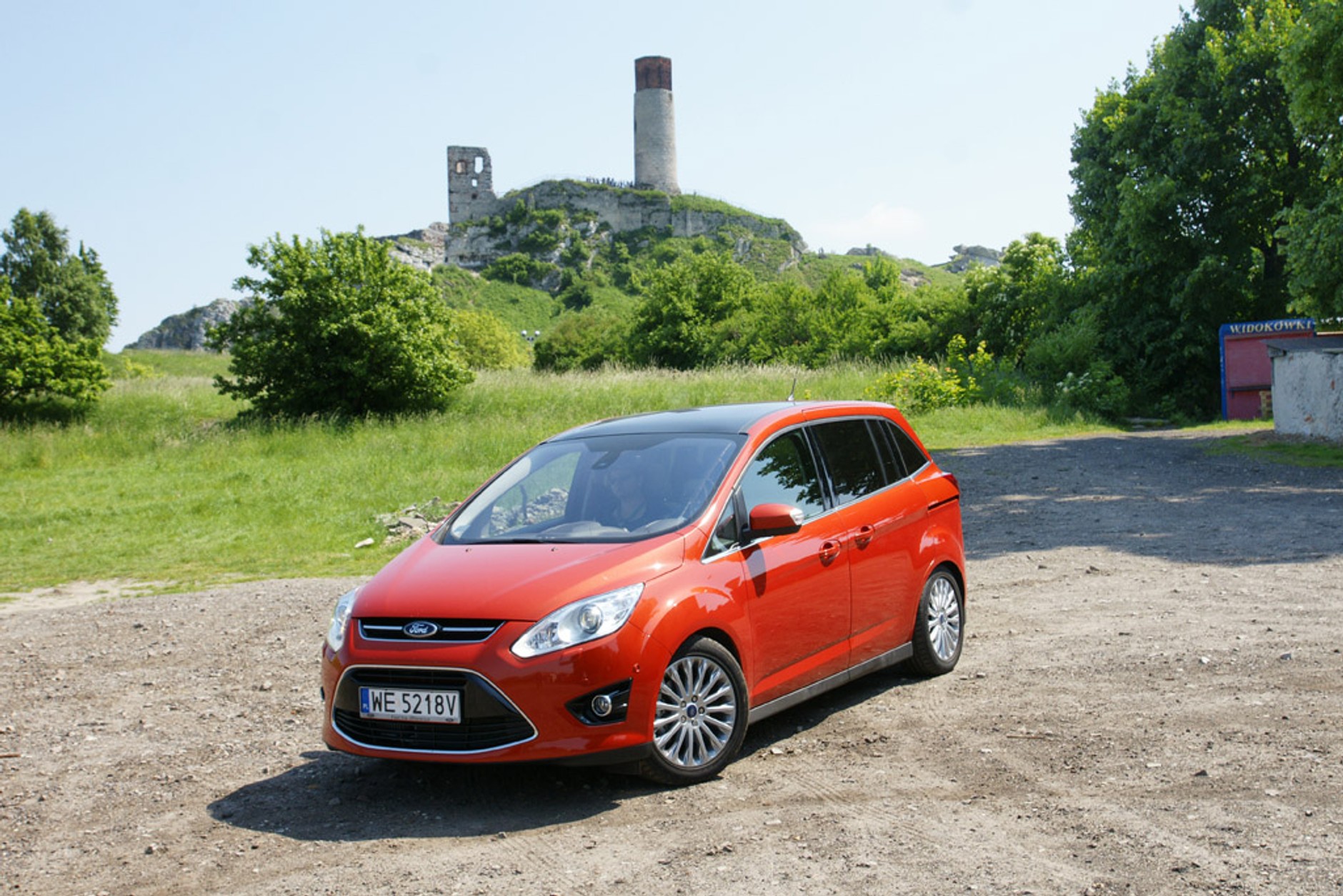 Rodzinne podróże z Fordem: Grand C-Max zawiózł nas do Mirowa