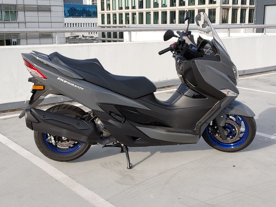 Suzuki Burgman 400 2022