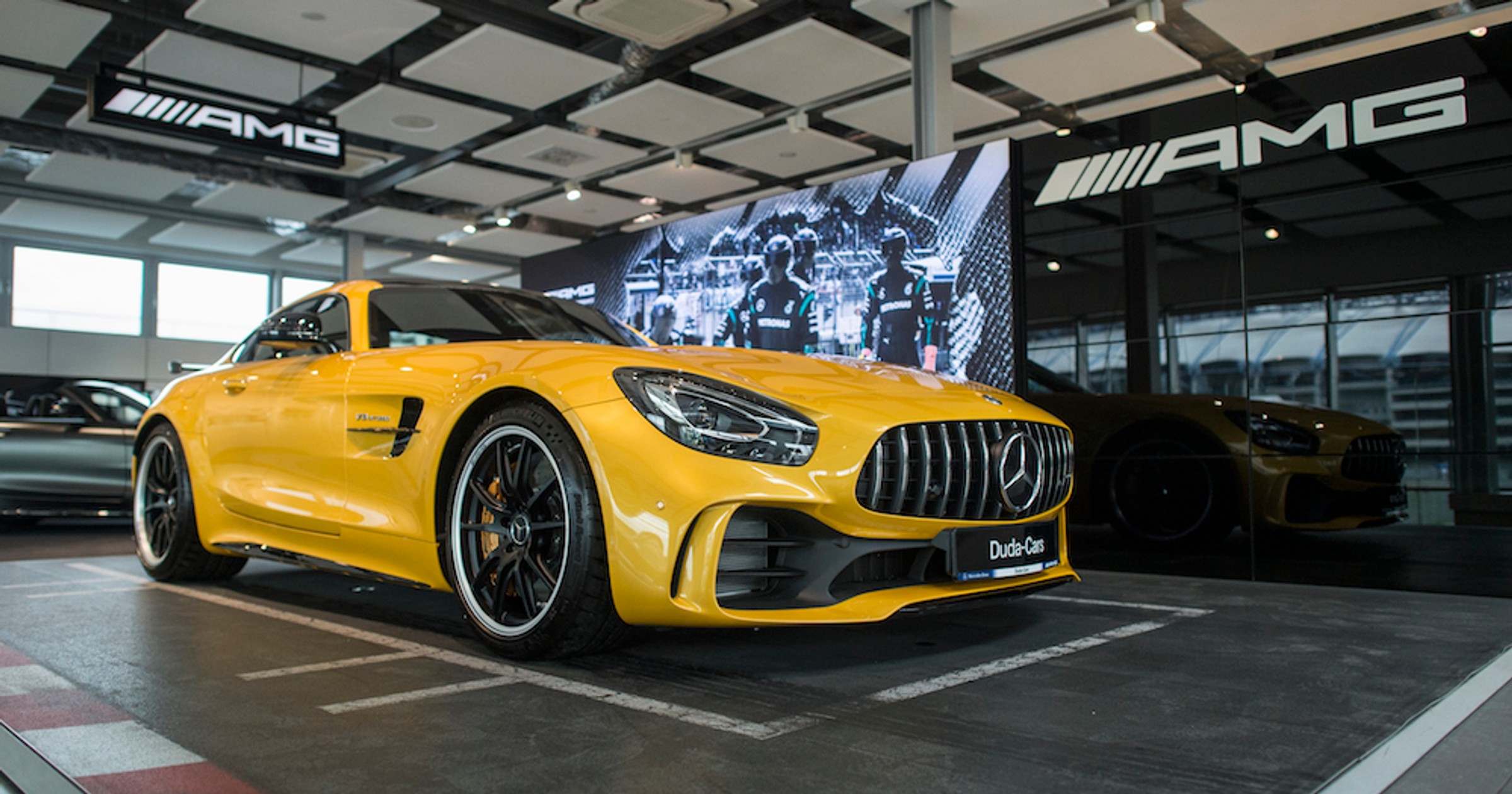 50 lat AMG
