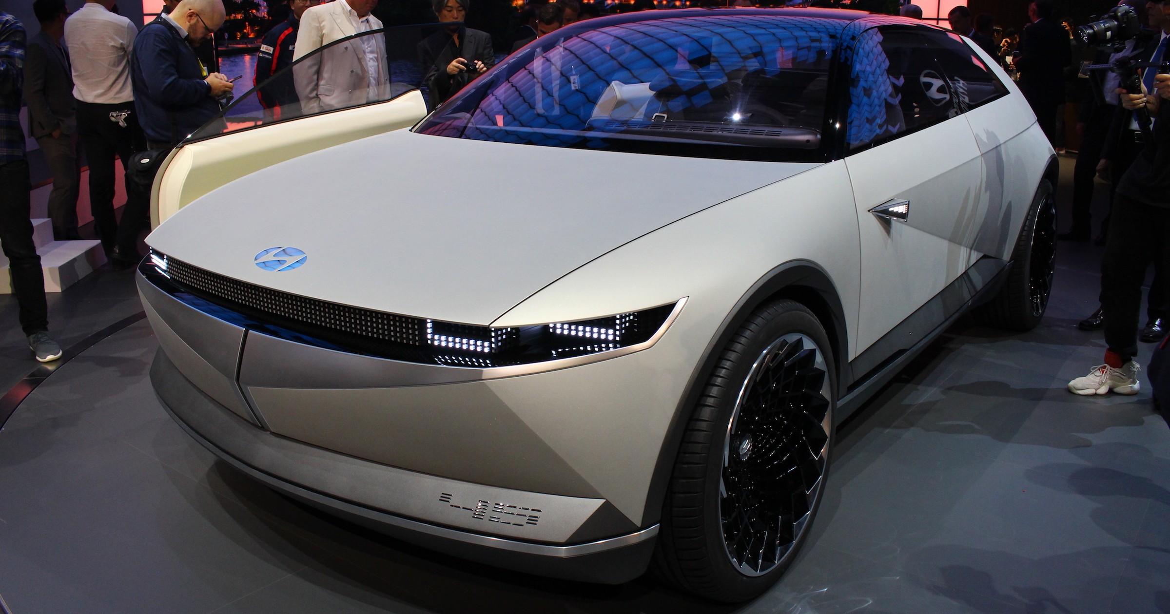Hyundai 45 EV Concept