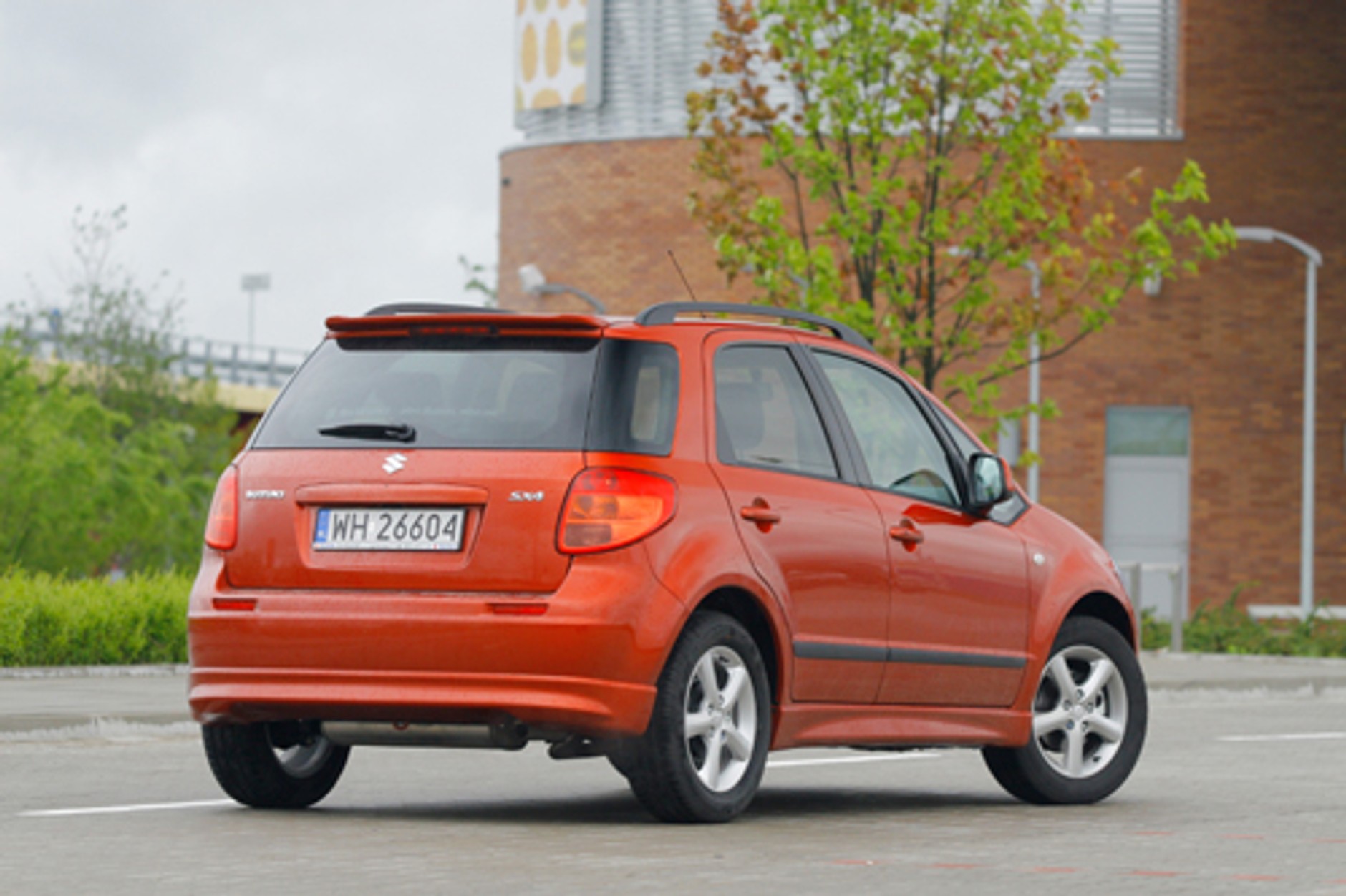 Suzuki SX4 - Miasto jego rewirem