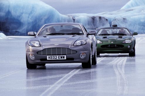 Aston Martin DB5 – najsłynniejsze auto, jakim jeździł James Bond