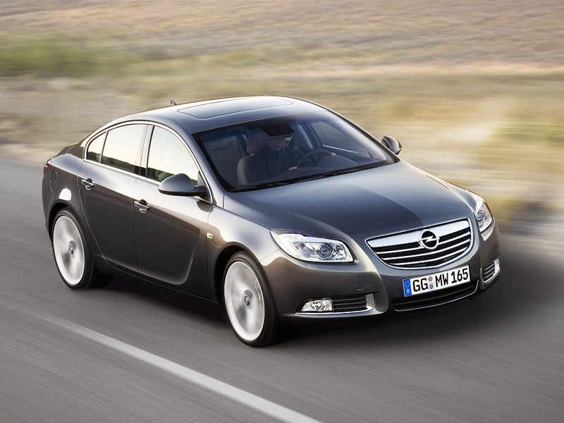 Opel Insignia: pierwsze fotografie i informacje (fotogaleria, wideo)