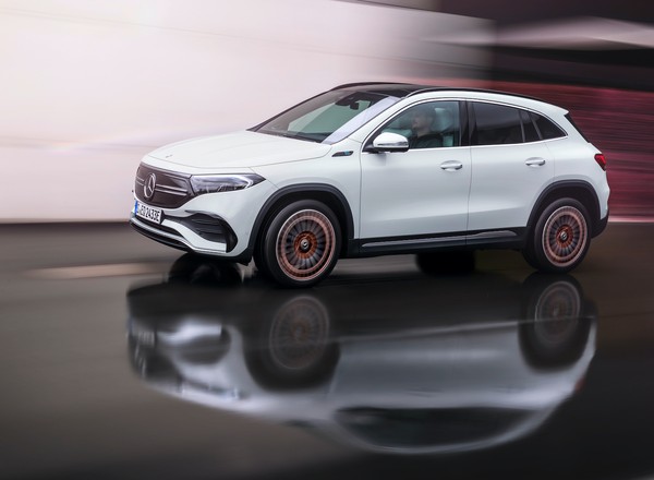 Mercedes EQA – jedzie z prądem