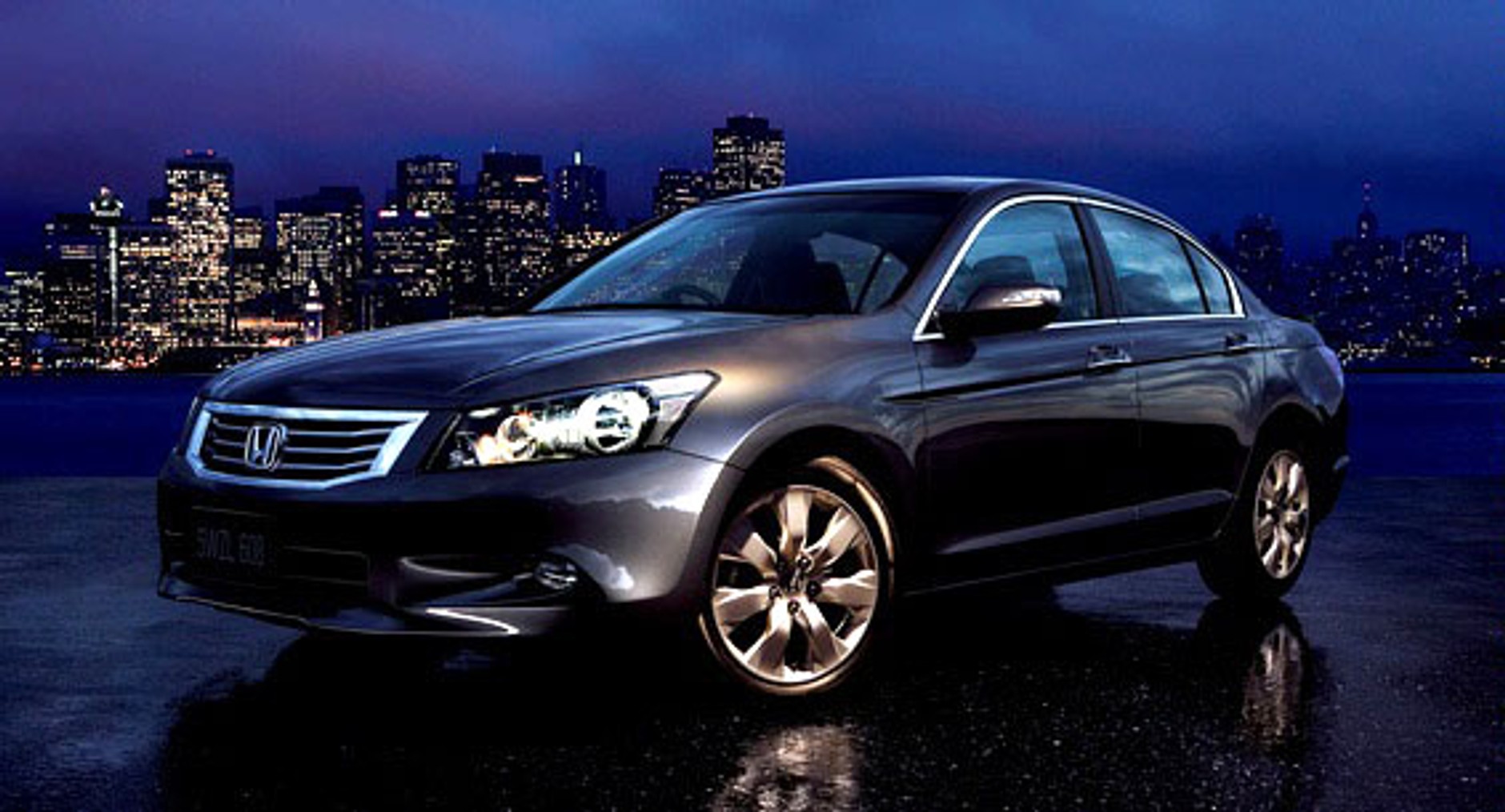 Honda Inspire: nowy sedan debiutuje na rynku japońskim