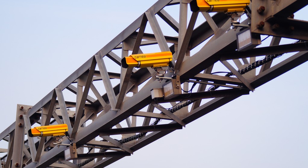 Odcinkowy pomiar prędkości na trasie S8 już działa