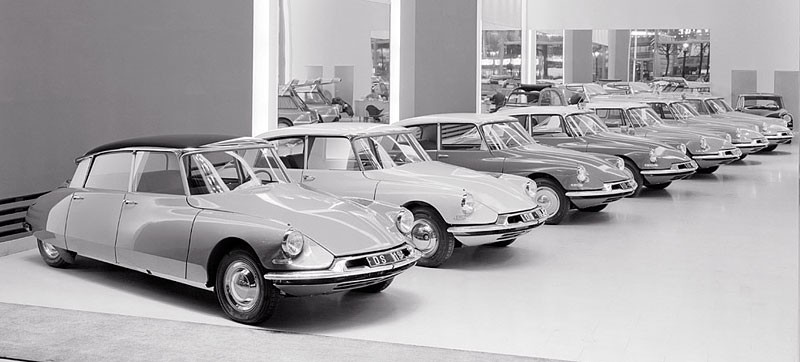 50 kultowych aut w Paradzie Zabytkowych Citroënów w Warszawie (3.10)