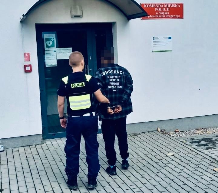 Kierowca spędził dzień i noc w izbie zatrzymań