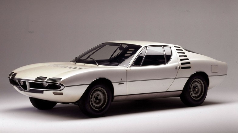 Alfa Romeo Montreal