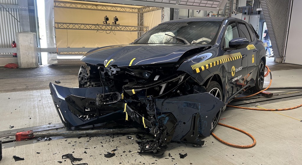 BMW iX3 w teście zderzeniowym Euro NCAP